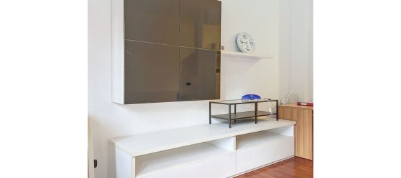 3 rooms Apartment in Rome, Italy No. 30373 9