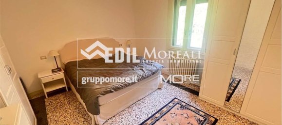 5 rooms Apartment in Modena, Italy No. 303025 10