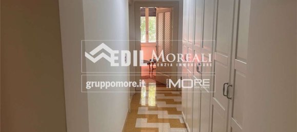 5 rooms Apartment in Modena, Italy No. 303025 9