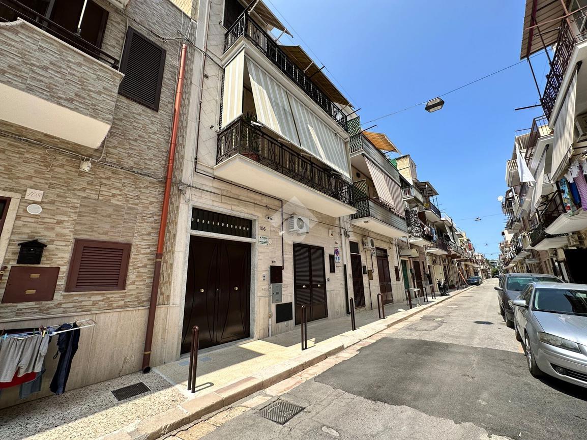 4 rooms Apartment in Cerignola, Italy No. 40219