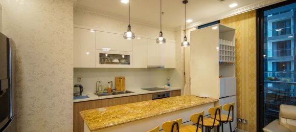 3 bedrooms Apartment in District 1, Vietnam No. 18198 8