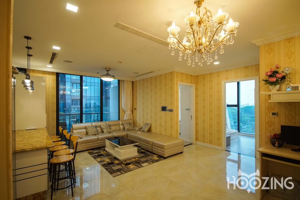 3 bedrooms Apartment in District 1, Vietnam No. 18198