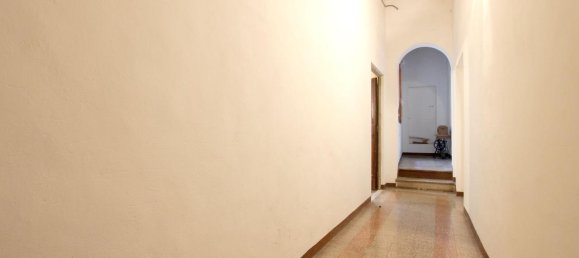 3 Schlafzimmer Wohnung in Siena, Italy, Nr. 314793 22