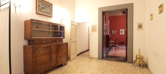 3 Schlafzimmer Wohnung in Siena, Italy, Nr. 314793 15