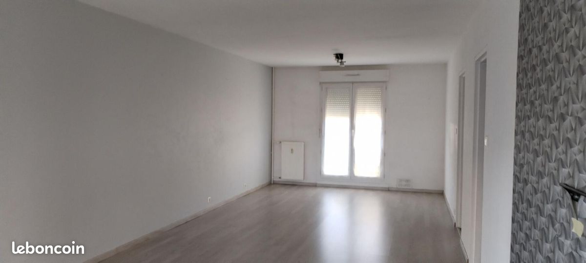 2 chambres Appartement à Limoges, France No. 96157