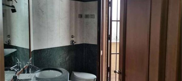 3 Schlafzimmer Villa in Paderno Dugnano, Italy, Nr. 291187 5