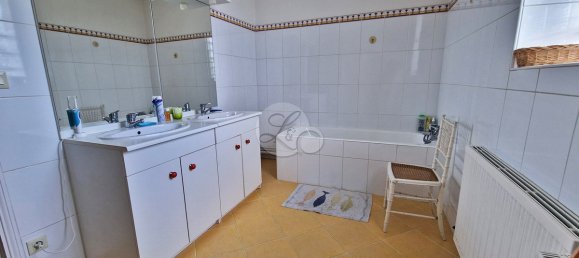 5 Schlafzimmer Haus in Blois, France, Nr. 258975 9