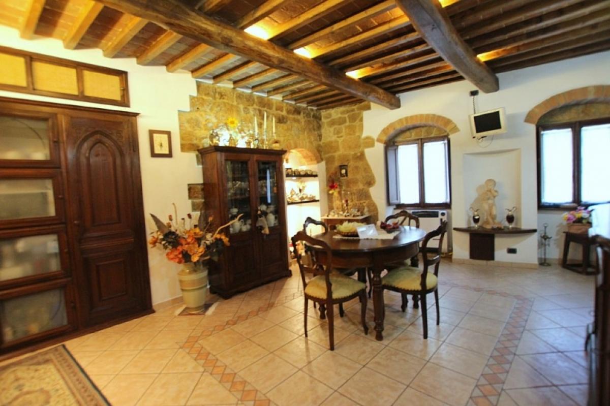 2 bedrooms Apartment in Volterra, Italy No. 175