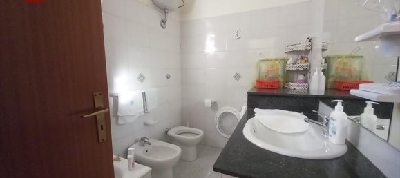 2 rooms House in Taurianova, Italy No. 37499 10