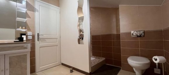 7 chambres Maison à Mâcon, France No. 358935 9