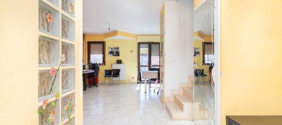 Дуплекс с 4 спальнями в Турин, Италия № 334737 3