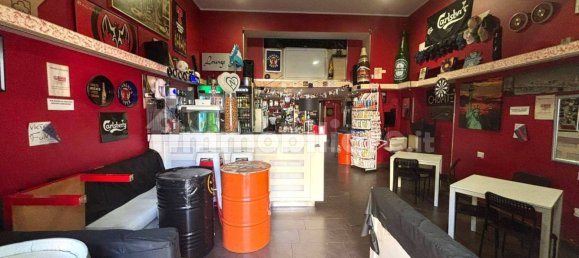 2 rooms Commercial property in Pomigliano d'Arco, Italy No. 22039 7