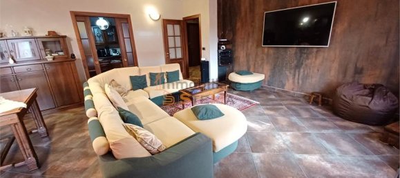 Apartamento T2 em Santena, Italy N.º 163164 11