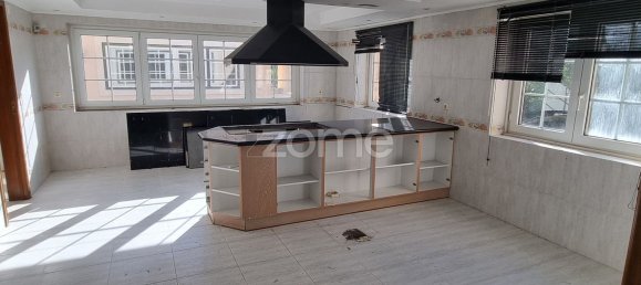 Дом с 8 спальнями в Синтра, Португалия № 48987 34