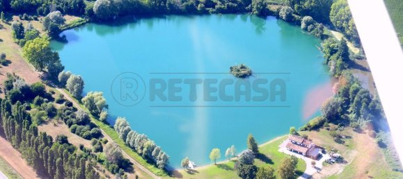 250m² Commercial property in Milan, Italy No. 246932 7