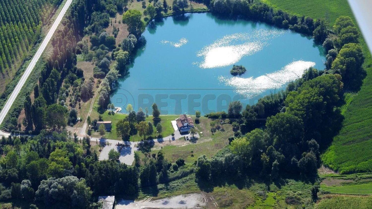 250m² Commercial property in Milan, Italy No. 246932