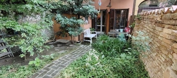 3 bedrooms Apartment in Bologna, Italy No. 377878 5