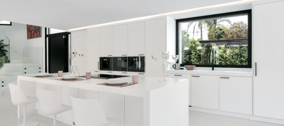 4 chambres Villa à Marbella, Spain No. 96517 8