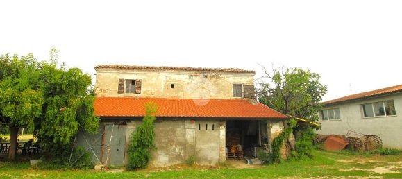 2 bedrooms House in Cesena, Italy No. 89407 4