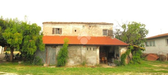 2 bedrooms House in Cesena, Italy No. 89407 5