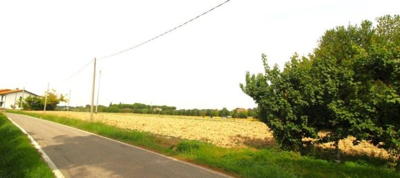 2 bedrooms House in Cesena, Italy No. 89407 8