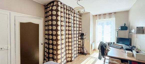 3 bedrooms House in Saint-Germain-les-Corbeil, France No. 184579 6