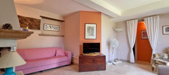1 bedroom Apartment in Castiglione del Lago, Italy No. 54611 2