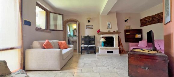 1 bedroom Apartment in Castiglione del Lago, Italy No. 54611 14