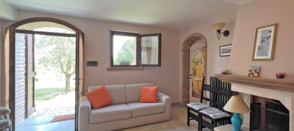 1 bedroom Apartment in Castiglione del Lago, Italy No. 54611 11