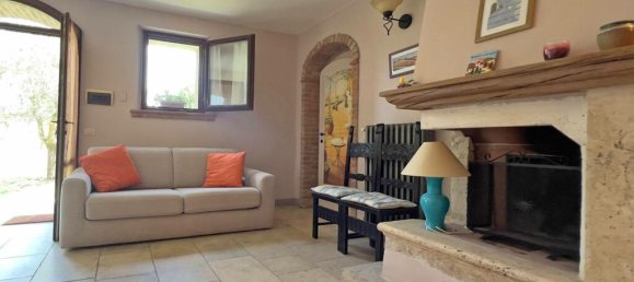 1 bedroom Apartment in Castiglione del Lago, Italy No. 54611 13
