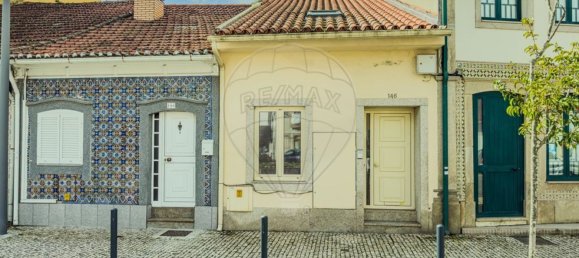 2 bedrooms House in Ovar, Portugal No. 220569 2