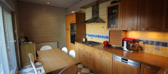 5 bedrooms House in Pont-a-Marcq, France No. 248076 9