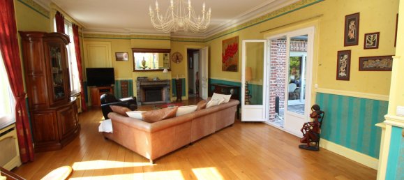 5 bedrooms House in Pont-a-Marcq, France No. 248076 2