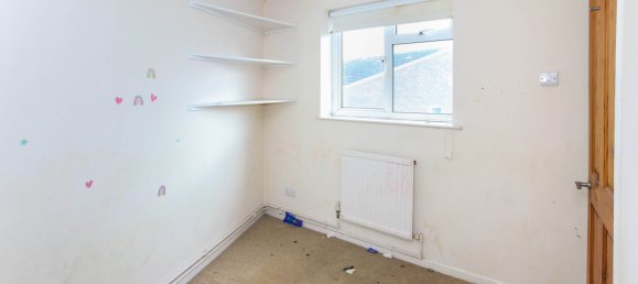 3 bedrooms House in Abergavenny, United Kingdom No. 2567 10