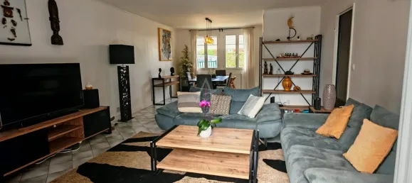 5 bedrooms House in Senlis, France No. 317048 3