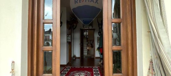 11 rooms Building in Divignano, Italy No. 156931 4