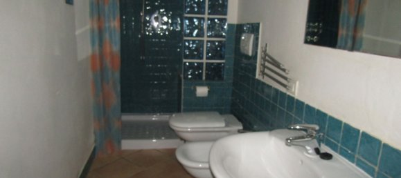 Studio in Carrara, Italy No. 27304 2