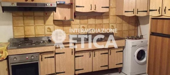 3-salle Appartement à Parabiago, Italy No. 274970 4