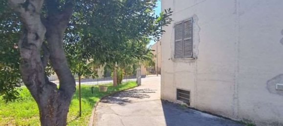 9 Schlafzimmer Haus in Rosora, Italy, Nr. 350739 33