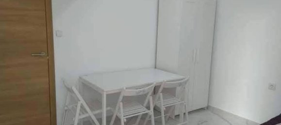 Apartamento de 3 dormitorios en Valencia, Spain No. 139758 7