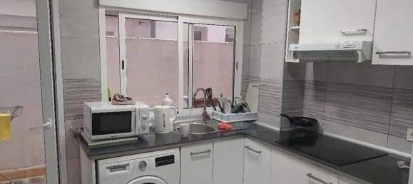 Apartamento de 3 dormitorios en Valencia, Spain No. 139758 2