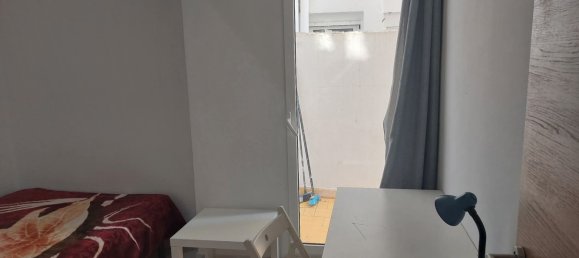 Apartamento de 3 dormitorios en Valencia, Spain No. 139758 3