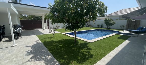 Café/restaurante de 2 dormitorios en Hua Hin, Thailand No. 6295 6