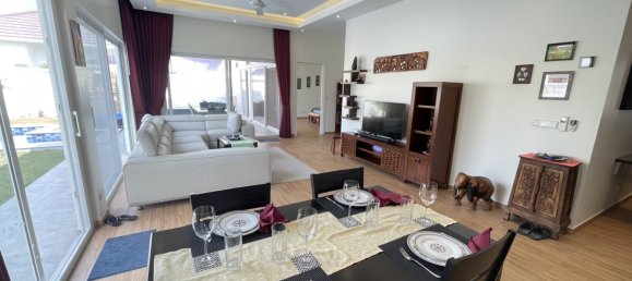 Café/restaurante de 2 dormitorios en Hua Hin, Thailand No. 6295 12