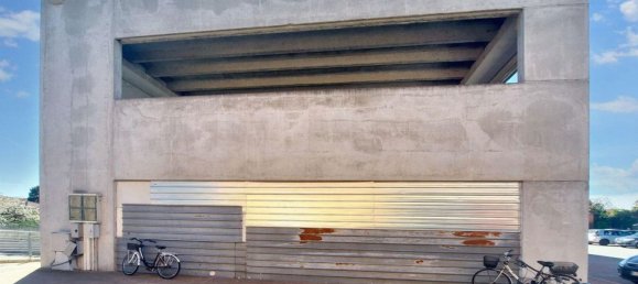 658m² Warehouse in Cigliano, Italy No. 369904 2