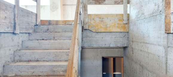 658m² Warehouse in Cigliano, Italy No. 369904 38