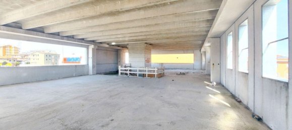 658m² Warehouse in Cigliano, Italy No. 369904 19