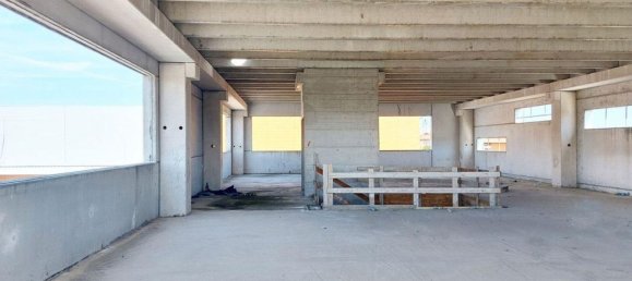 658m² Warehouse in Cigliano, Italy No. 369904 16