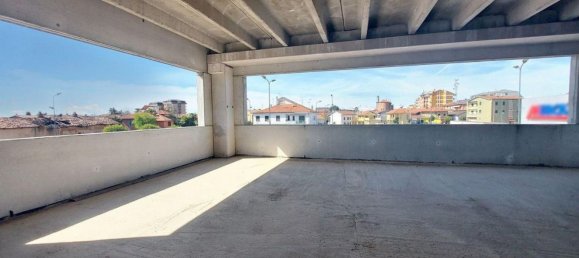 658m² Warehouse in Cigliano, Italy No. 369904 20