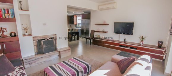 4 bedrooms Villa in Tersefanou, Cyprus No. 991 11